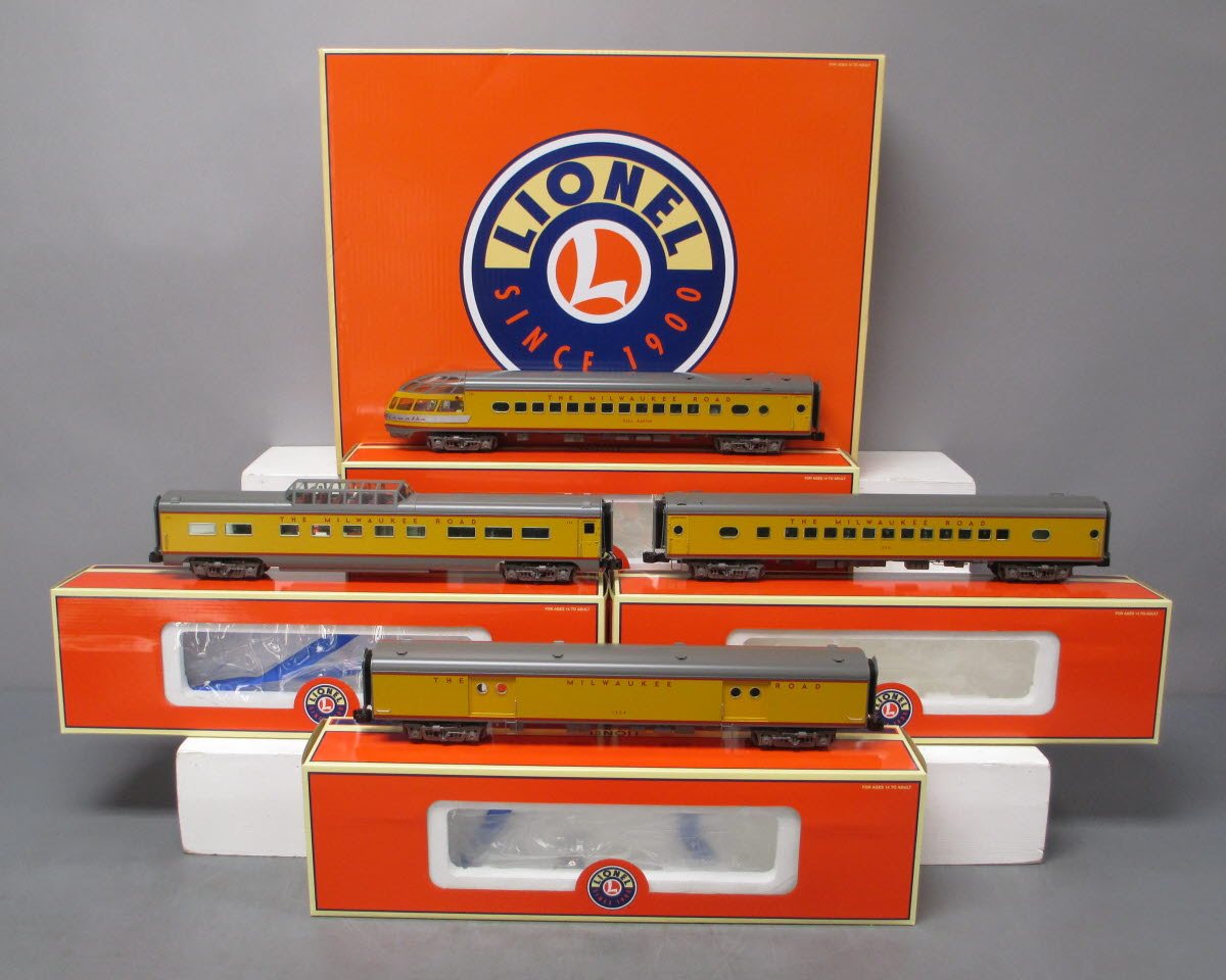 Lionel 6-20030 O Milwaukee 'Olympian' 18” Aluminum Cars Set & Skytop (4)