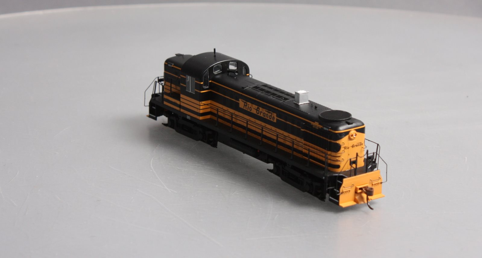 Athearn 96794 HO Denver & Rio Grande Western RTR RS3 Diesel Locomotive #5204