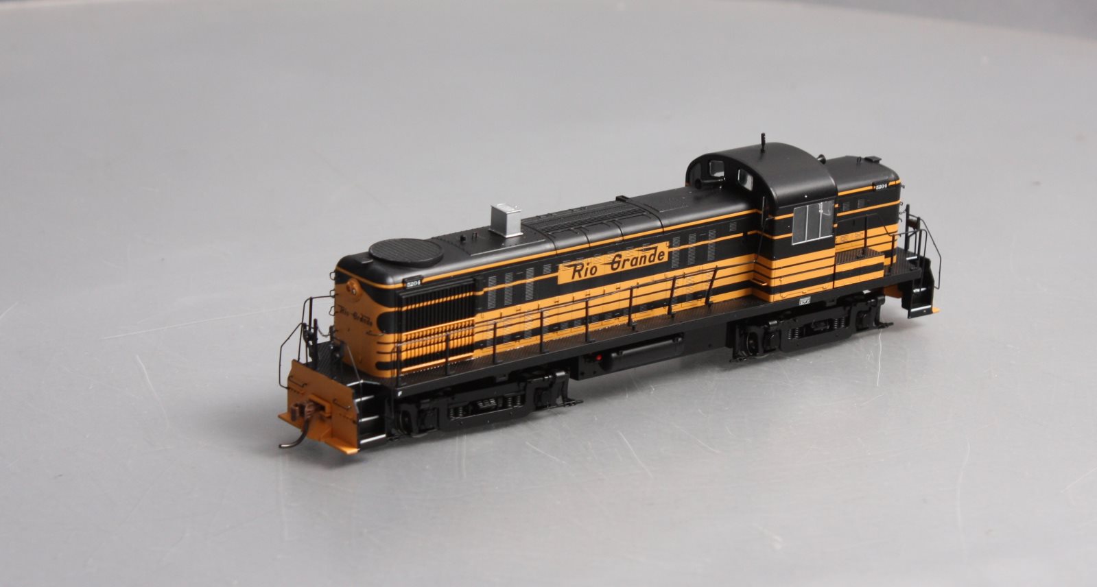 Athearn 96794 HO Denver & Rio Grande Western RTR RS3 Diesel Locomotive #5204