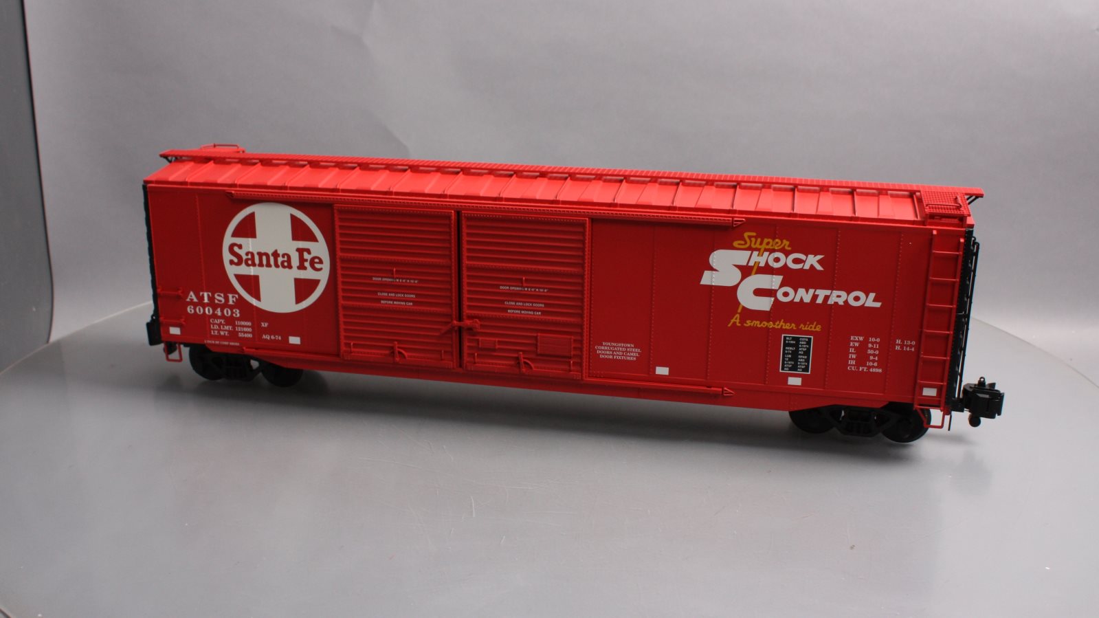 USA Trains R19300B G Santa Fe 50 Ft. Box Car with AAR Double Door (Red)