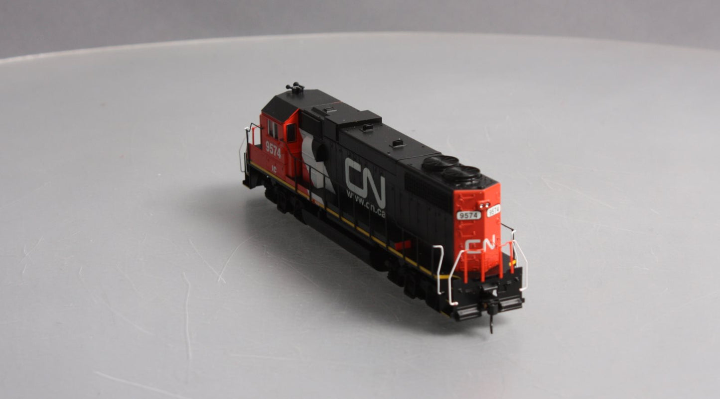 Athearn 29219 HO Canadian National CP38-2 Diesel Locomotive #9574