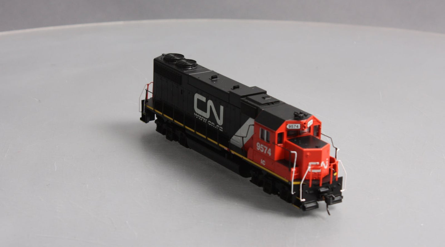 Athearn 29219 HO Canadian National CP38-2 Diesel Locomotive #9574