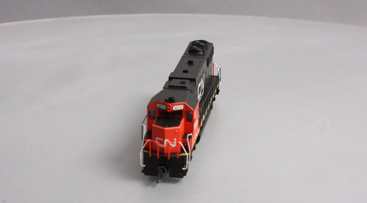 Athearn 29219 HO Canadian National CP38-2 Diesel Locomotive #9574