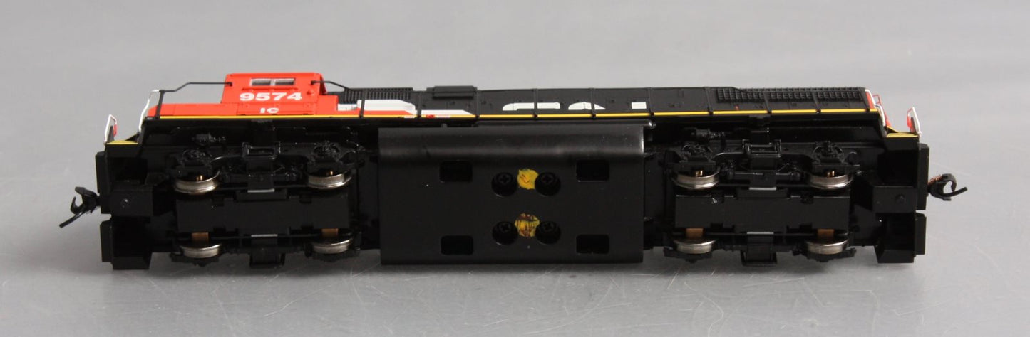 Athearn 29219 HO Canadian National CP38-2 Diesel Locomotive #9574