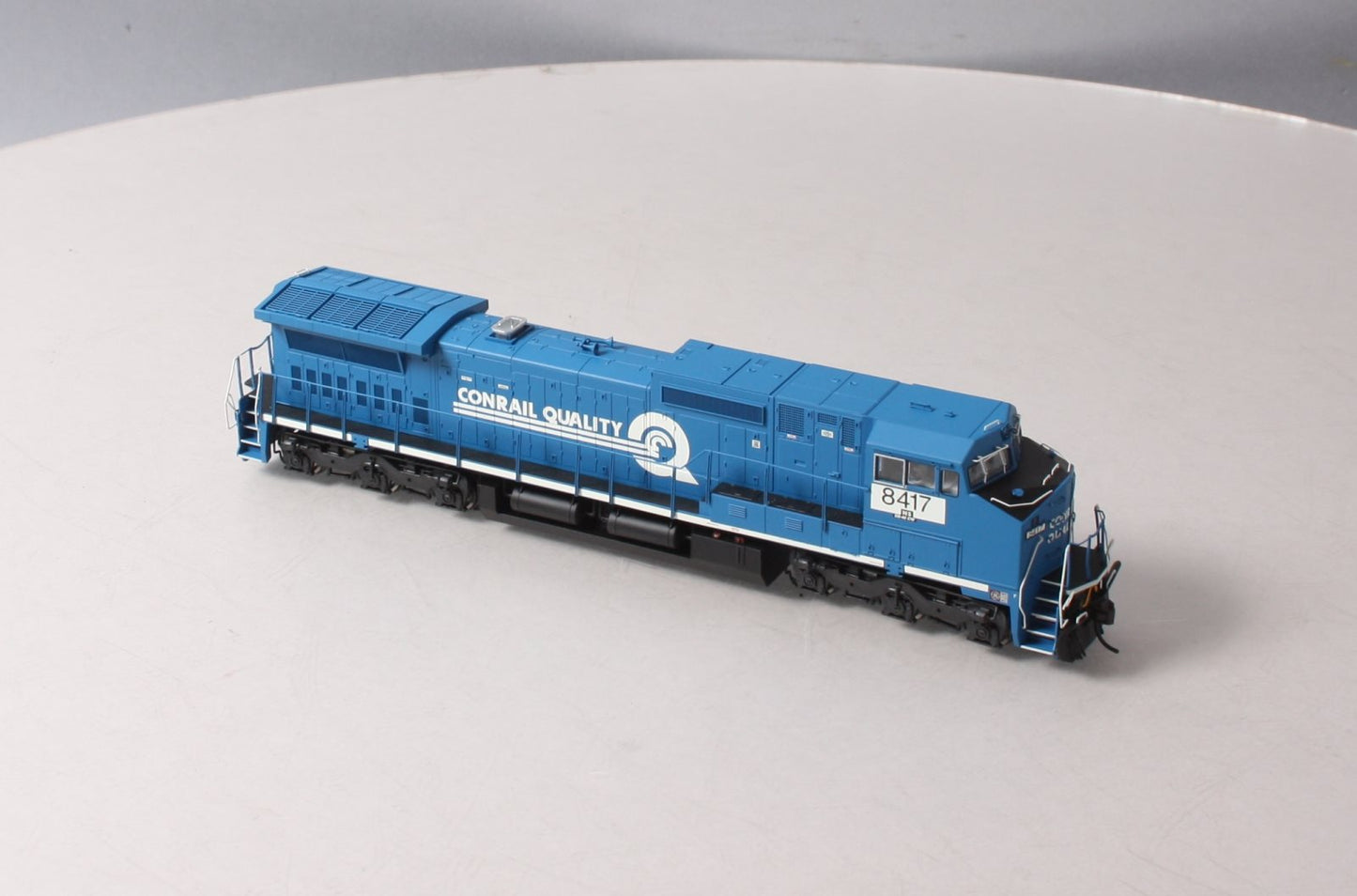 Atlas 10001236 HO Scale Conrail Quality 8-40 CW Diesel Locomotive # 8417