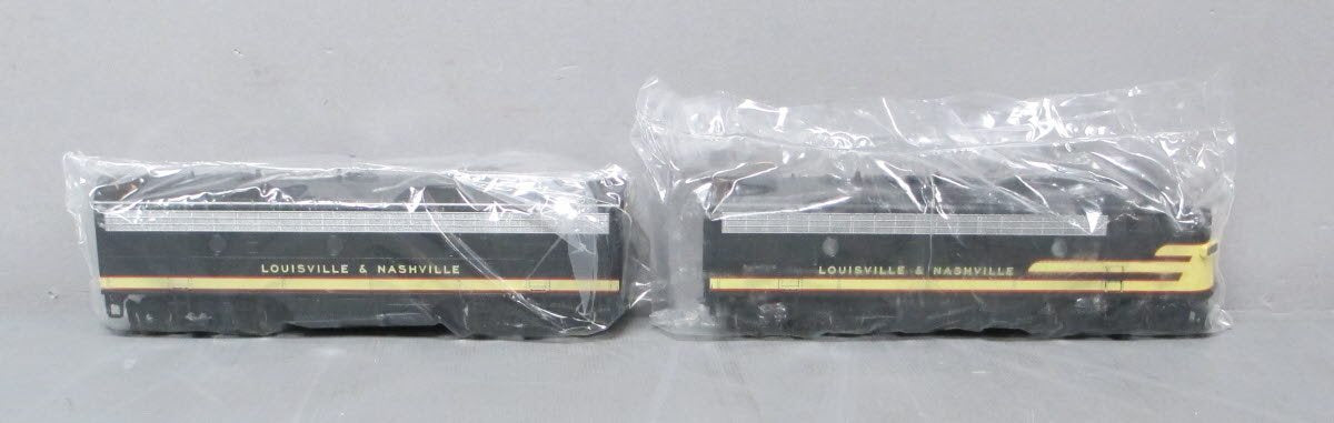 Stewart 5625 HO Louisville & Nashville Diesel EMD F7 Phase I Early A/B Set Kit