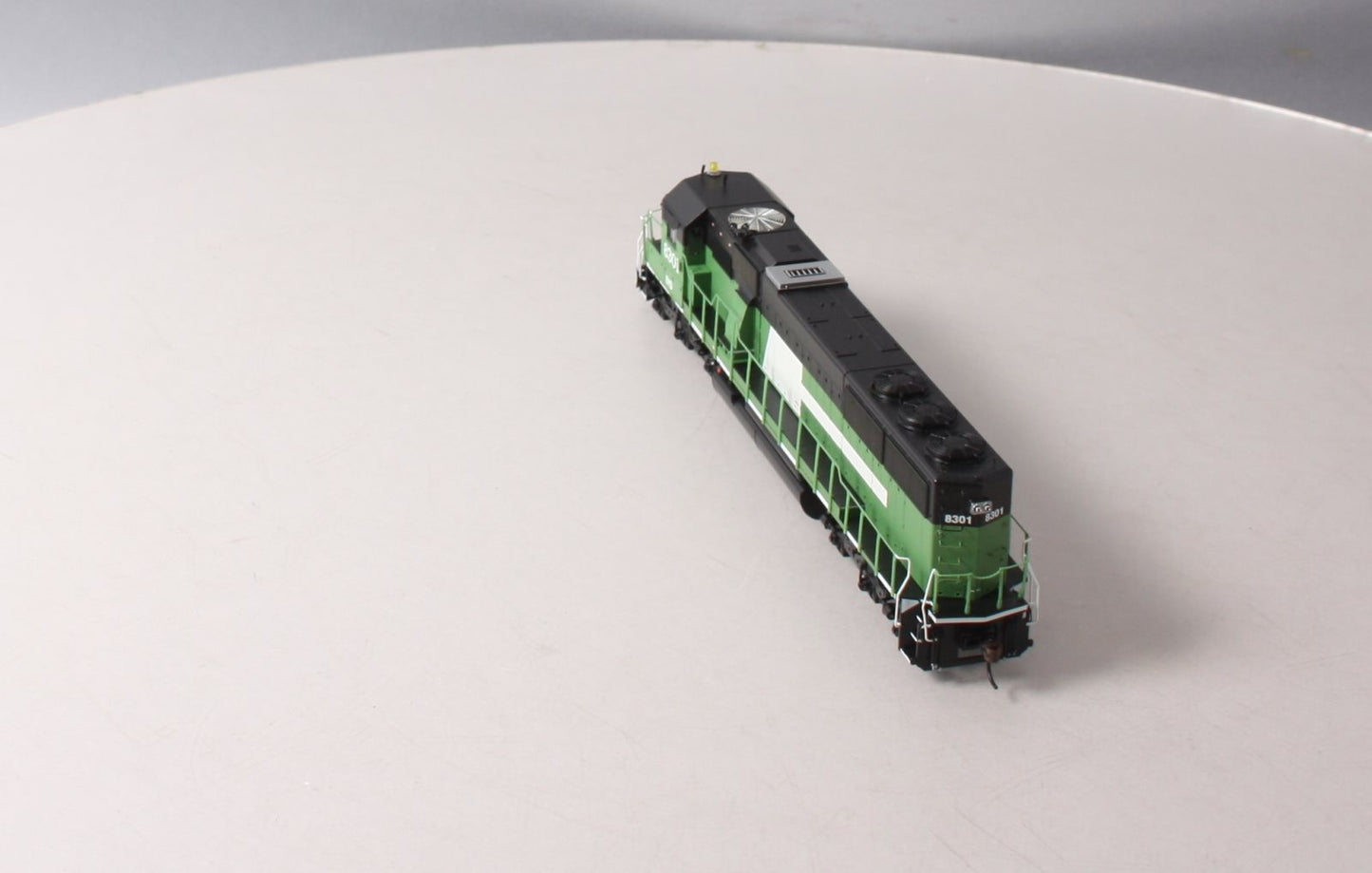Athearn 78802 HO EMD Lease SD-60 Diesel Locomotive #8301