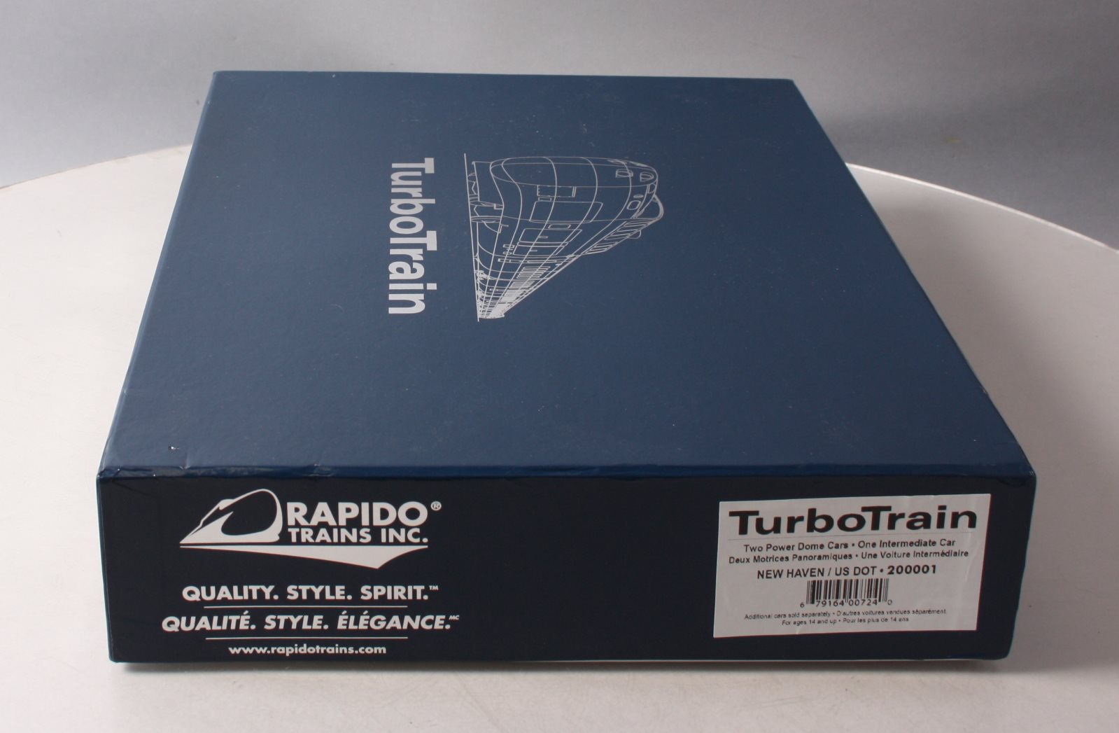 Rapido Trains 200001 New Haven TurboTrain HO Gauge Diesel Passenger Train Set