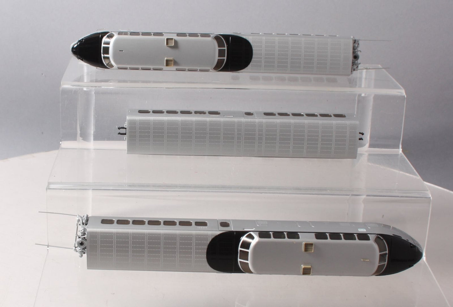 Rapido Trains 200001 New Haven TurboTrain HO Gauge Diesel Passenger Train Set