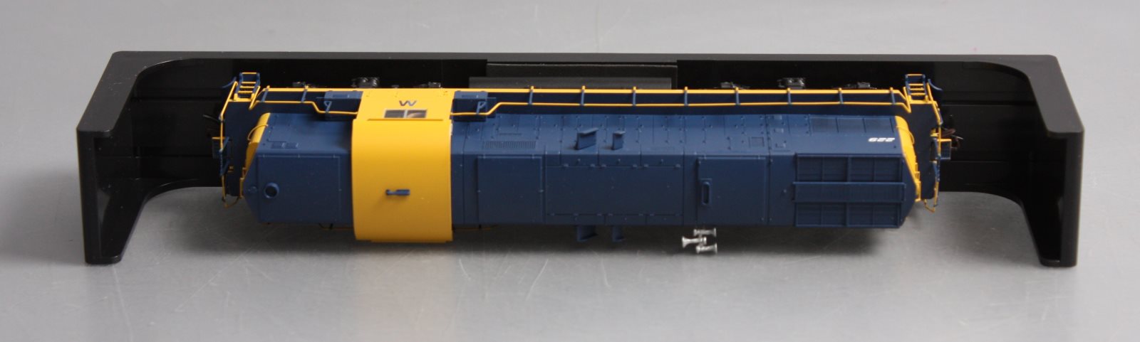 Atlas 10002961 HO Long Island C420 Phase 1 Low Nose Diesel Locomotive #229