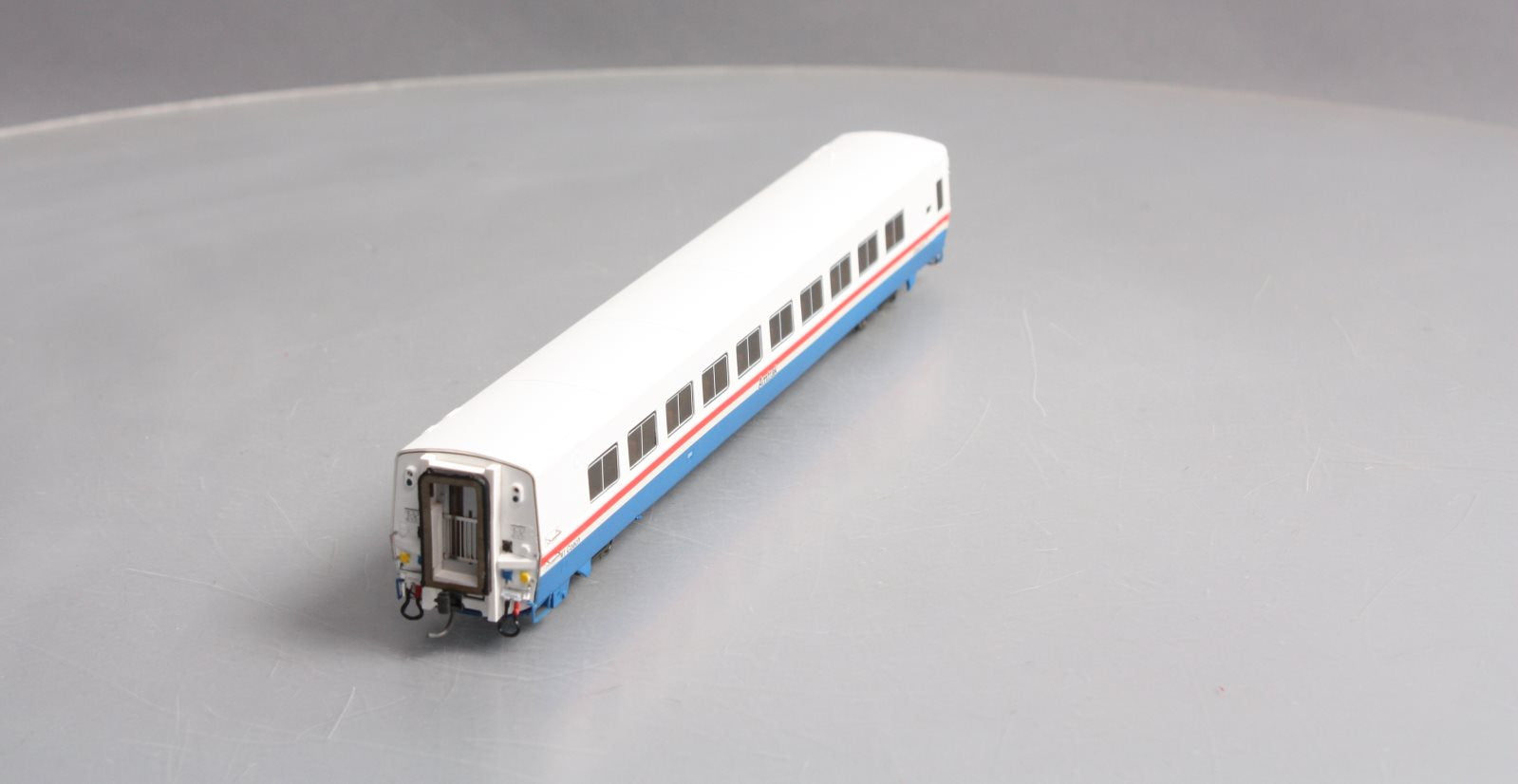 Rapido Trains 108011 HO Scale Amtrak Super Continental Line LRC Coach Car #41