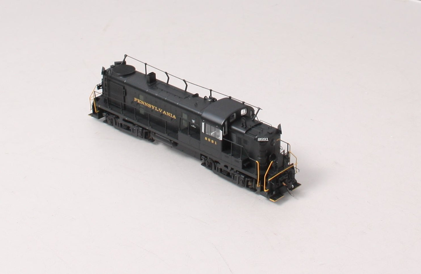 Bowser 24683 HO Pennsylvania Alco RS-3 Ph. 3 Diesel Loco w/Train Phone #8591
