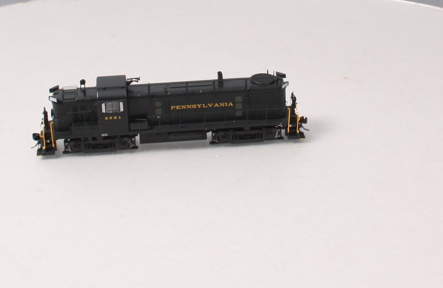 Bowser 24683 HO Pennsylvania Alco RS-3 Ph. 3 Diesel Loco w/Train Phone #8591