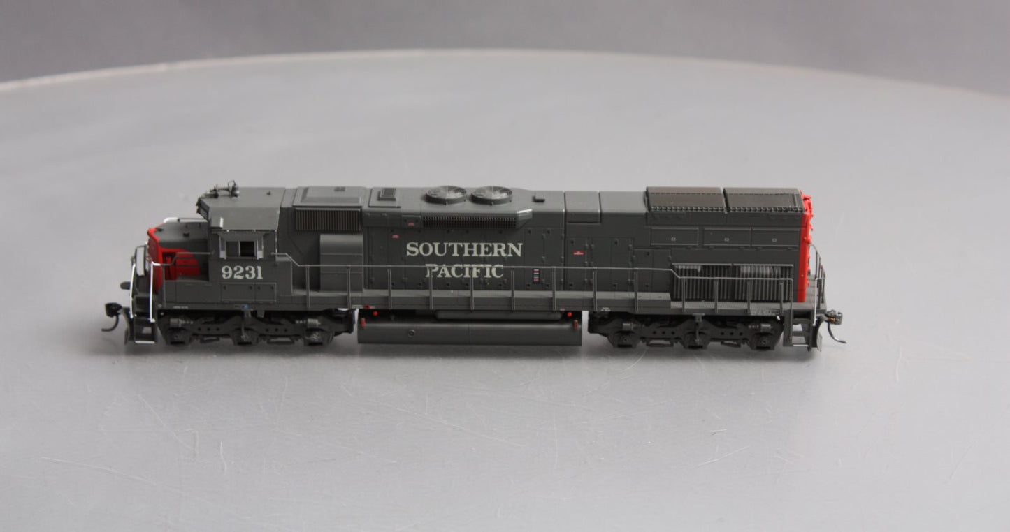 Athearn 88792 HO Scale Southern Pacific SD45T-2 Diesel Locomotive #9231