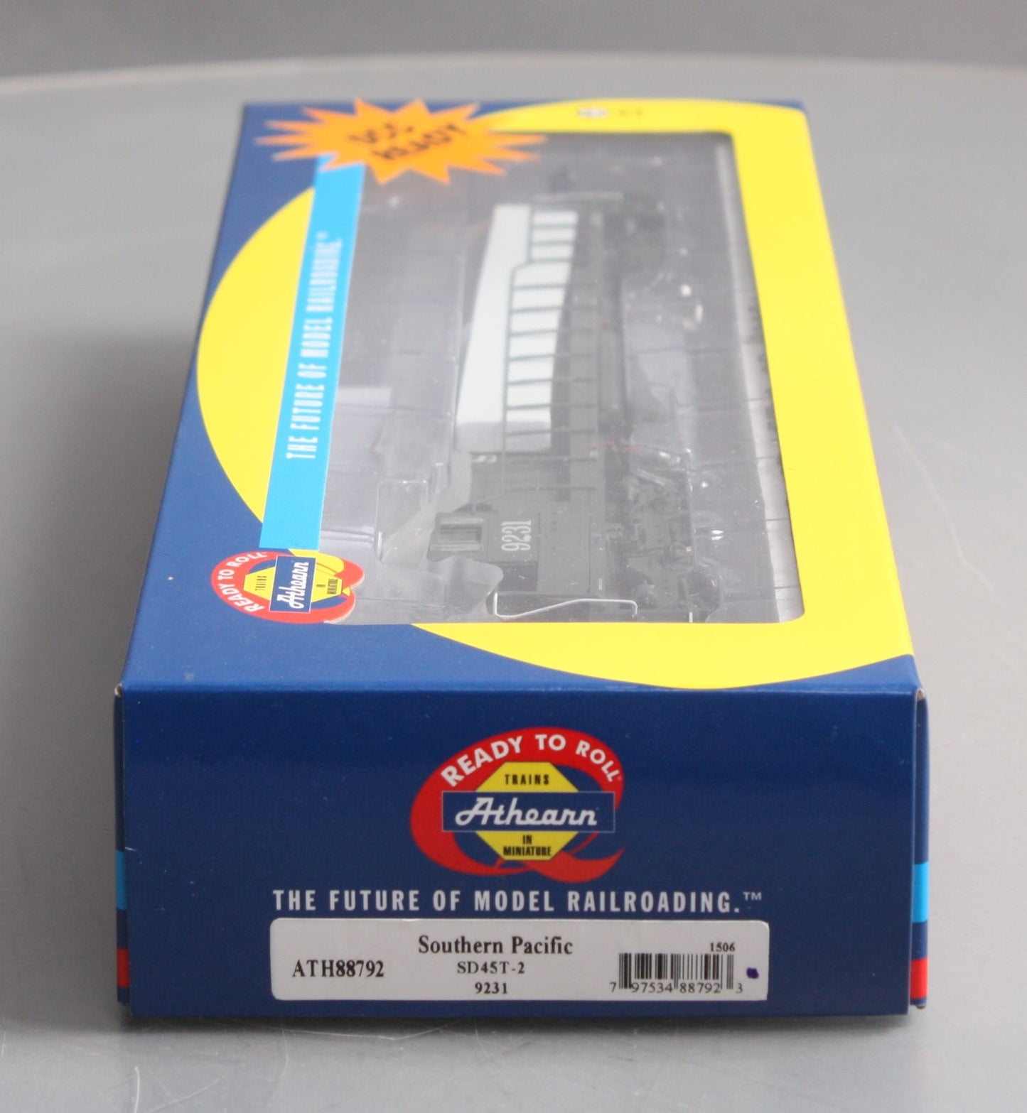 Athearn 88792 HO Scale Southern Pacific SD45T-2 Diesel Locomotive #9231