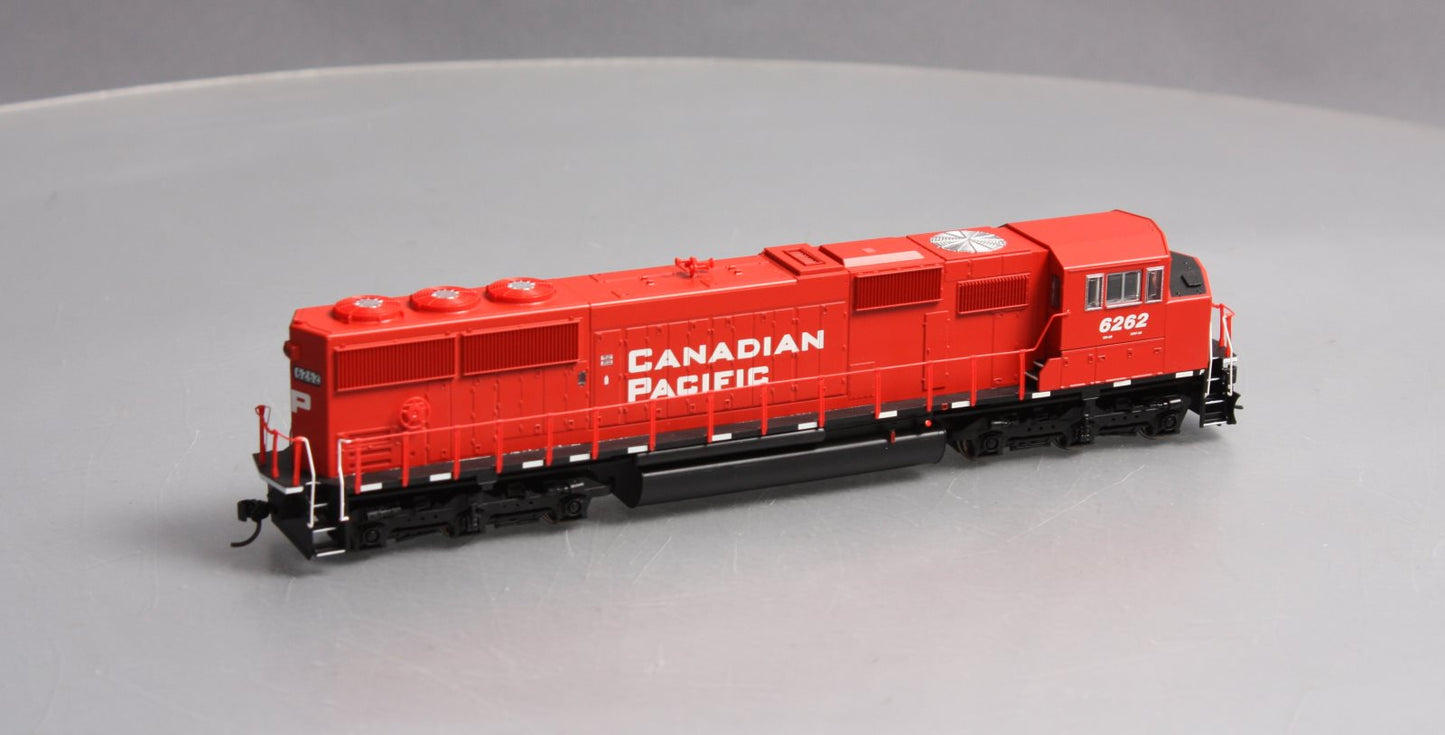 Walthers 910-10306 HO Scale Canadian Pacific EMD SD60M Diesel Engien #6262