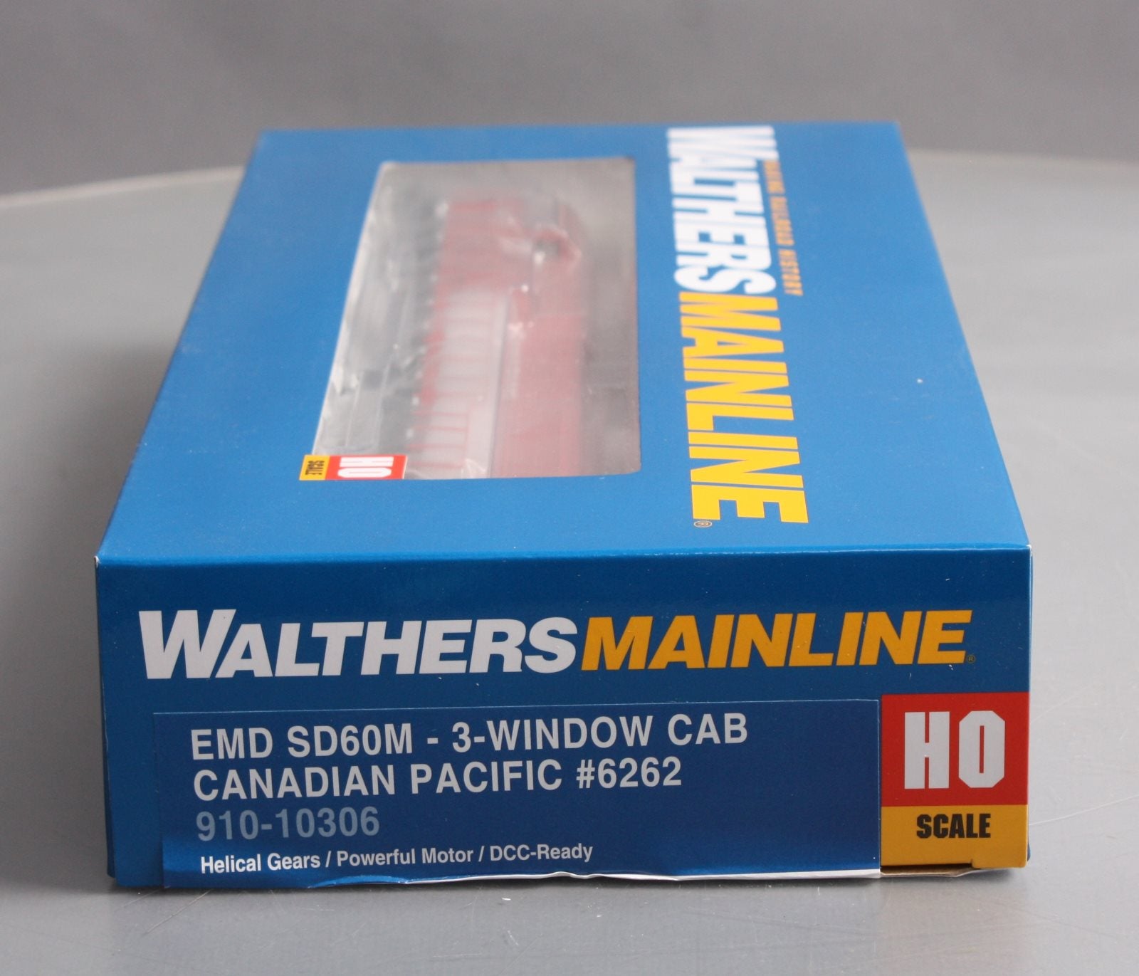 Walthers 910-10306 HO Scale Canadian Pacific EMD SD60M Diesel Engien #6262