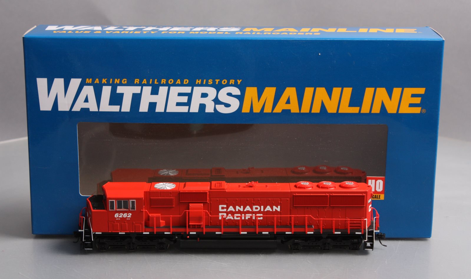 Walthers 910-10306 HO Scale Canadian Pacific EMD SD60M Diesel Engien #6262