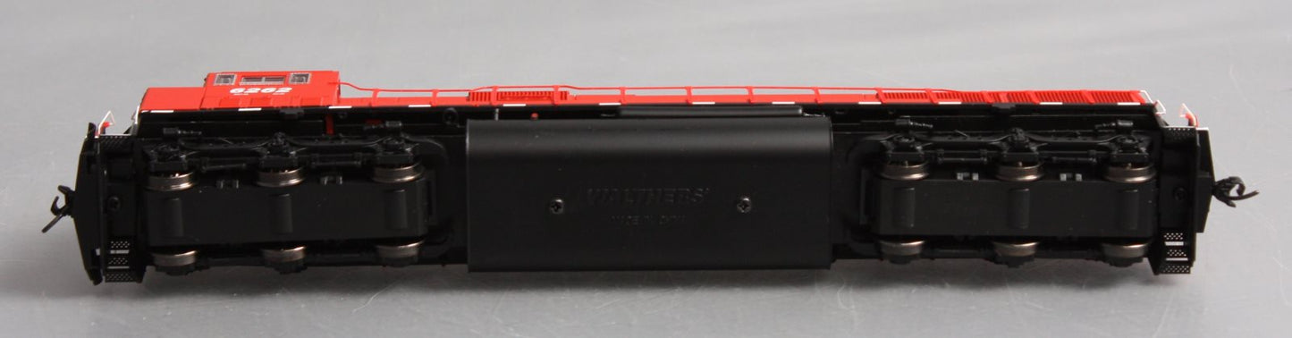 Walthers 910-10306 HO Scale Canadian Pacific EMD SD60M Diesel Engien #6262