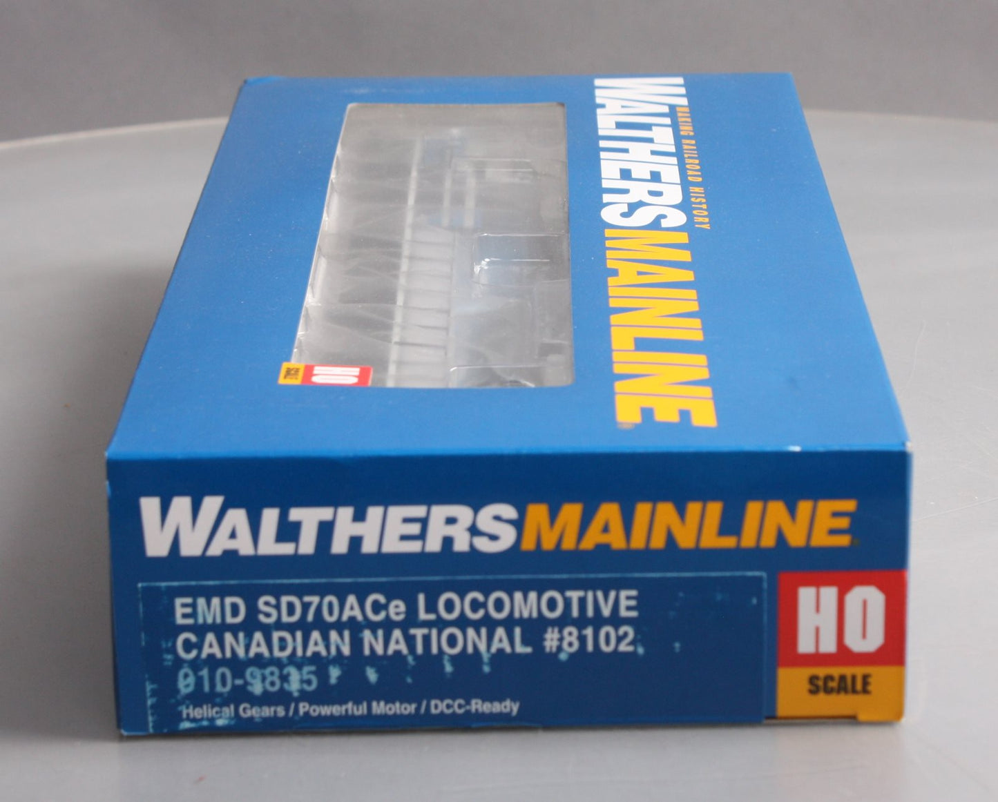 Walthers 910-9835 HO Scale Canadian National EMD SD70ACe Diesel Engine #8102