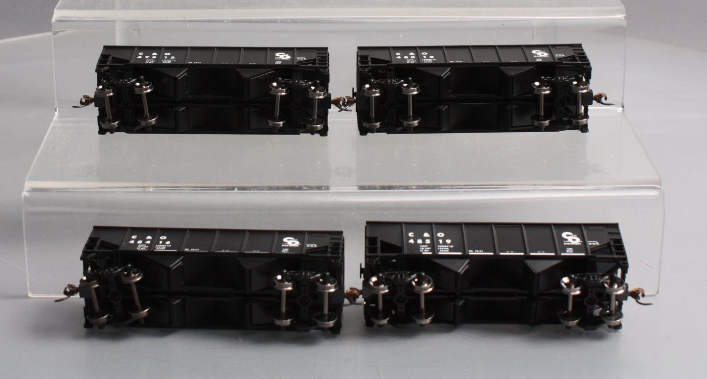 Athearn 79505 HO Scale Chesapeake and Ohio 34' 2-Bay Ribbed Hoppers (Set of 4)