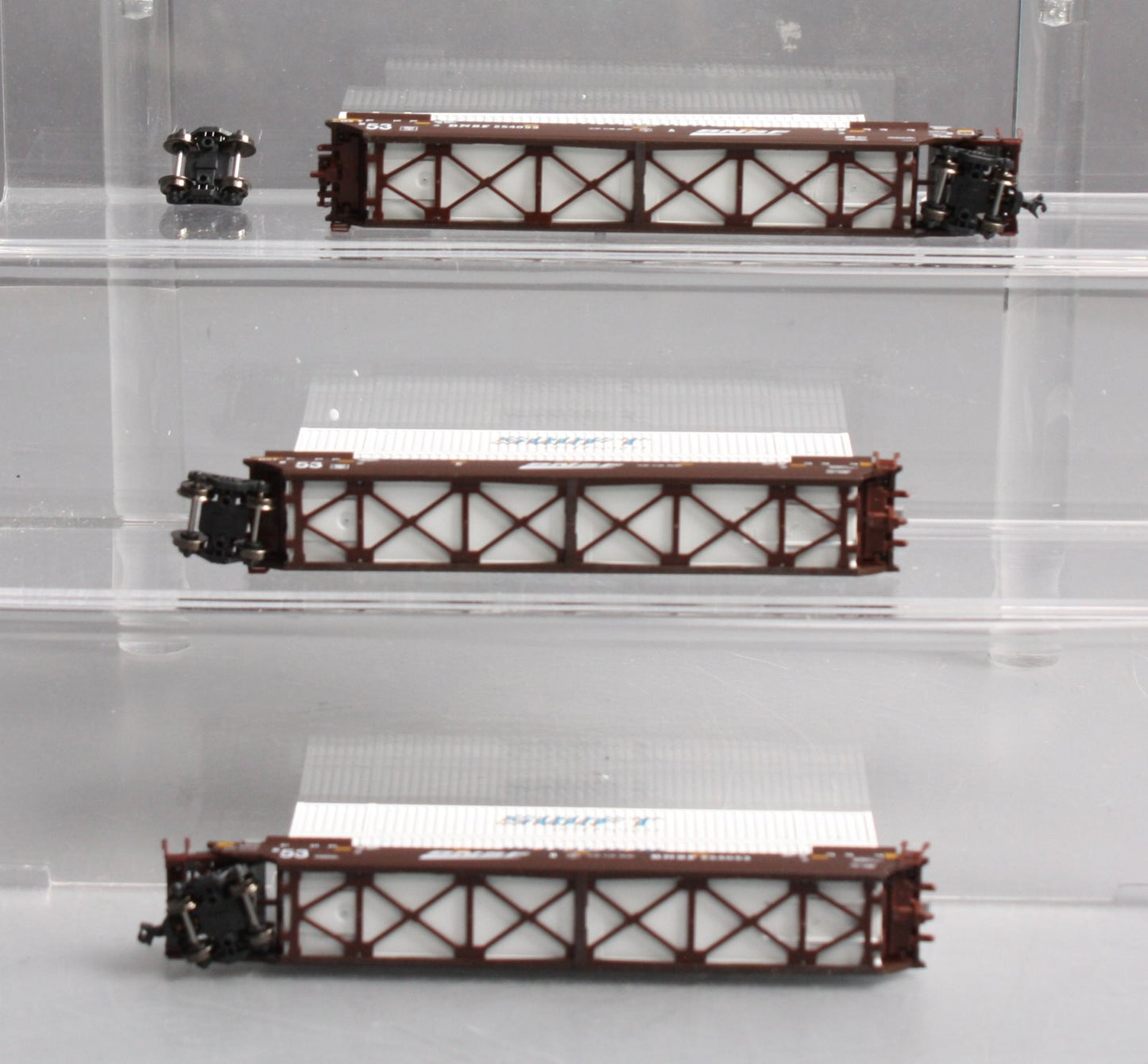 Kato 106-6168 N BNSF MAXI-IV 53' Stack Car w/Swift Container #254053 (Set of 3)