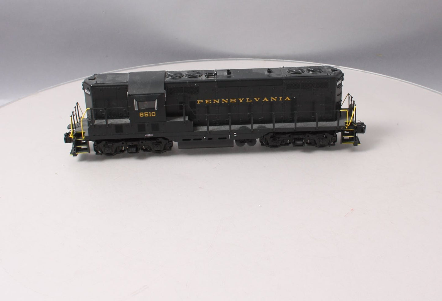 Lionel 6-28587 O Gauge Pennsylvania GP7 Diesel Locomotive #8510