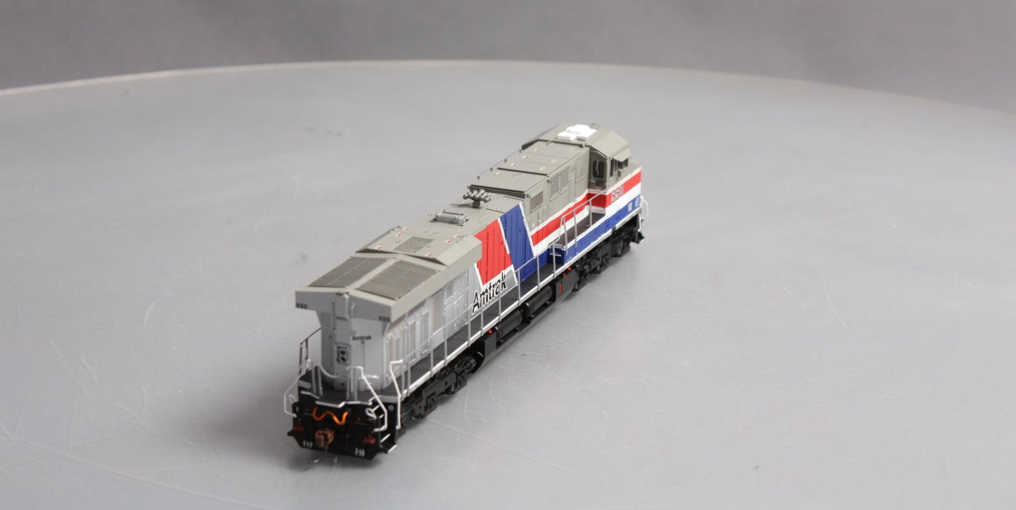 Athearn G83044 HO Amtrak ES44AC Diesel Locomotive #550