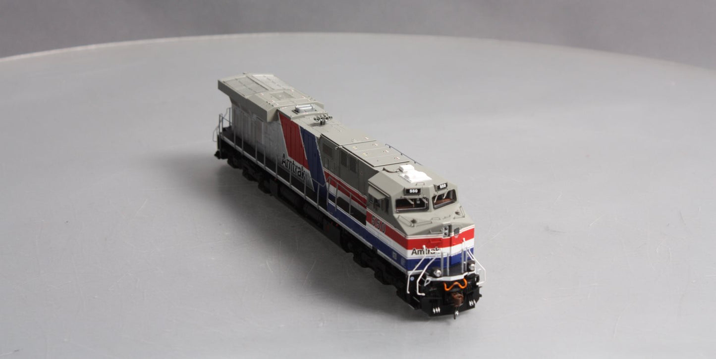 Athearn G83044 HO Amtrak ES44AC Diesel Locomotive #550