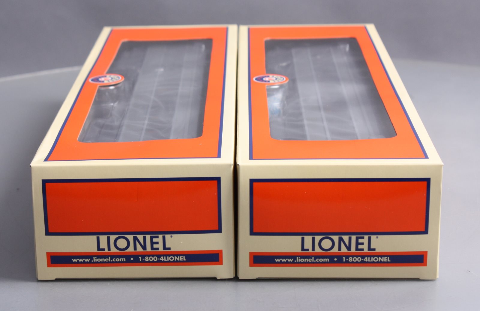 Lionel 6-81778 O SF Baby Madison Coach And Diner Cars (2pk)