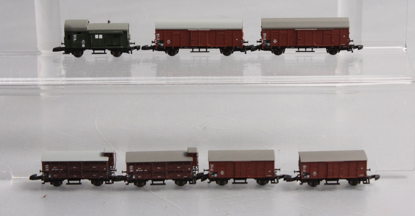 Marklin 82523 Z Livestock Transport Freight Car Set  (Set of 7)