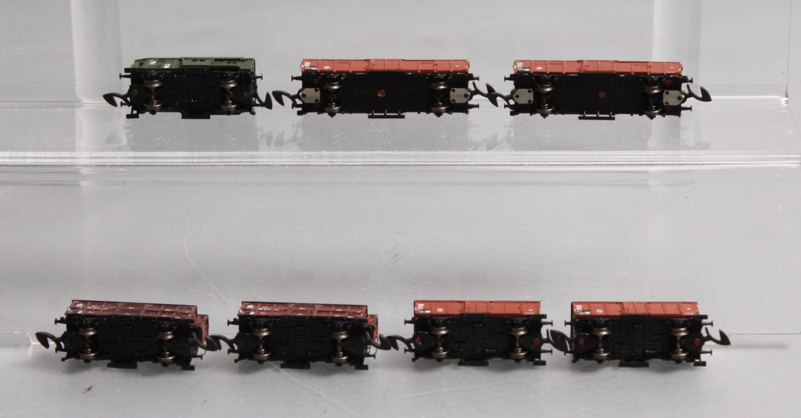 Marklin 82523 Z Livestock Transport Freight Car Set  (Set of 7)