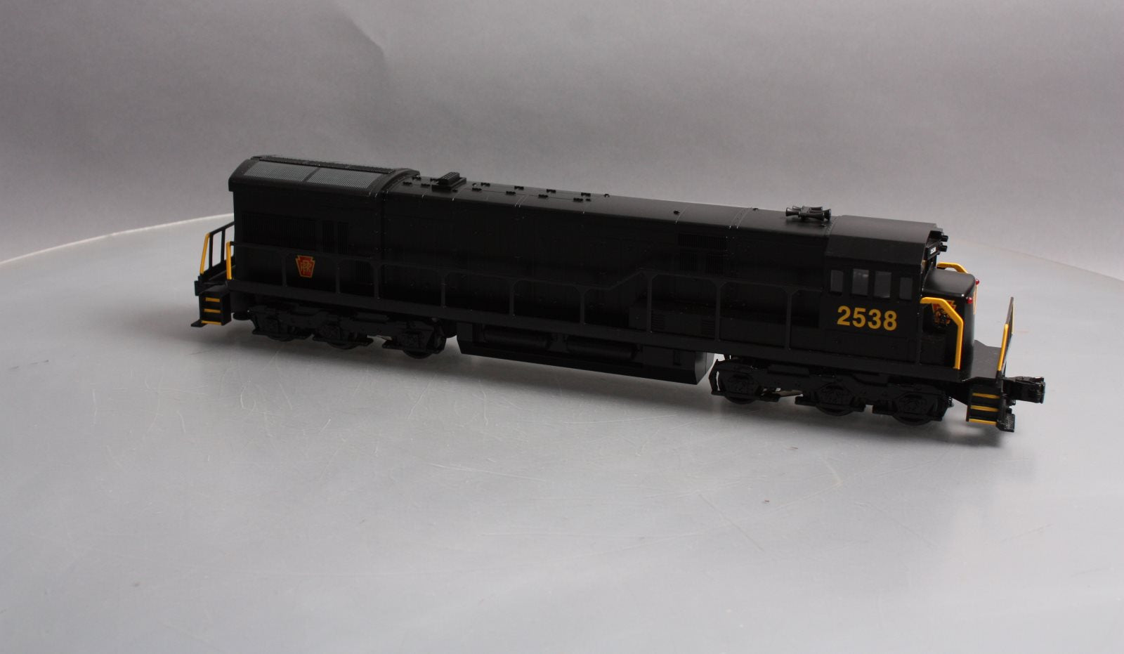 Williams 22215 O Pennsylvania GE U33C 3-Rail Diesel Loco w/Horn & Bell