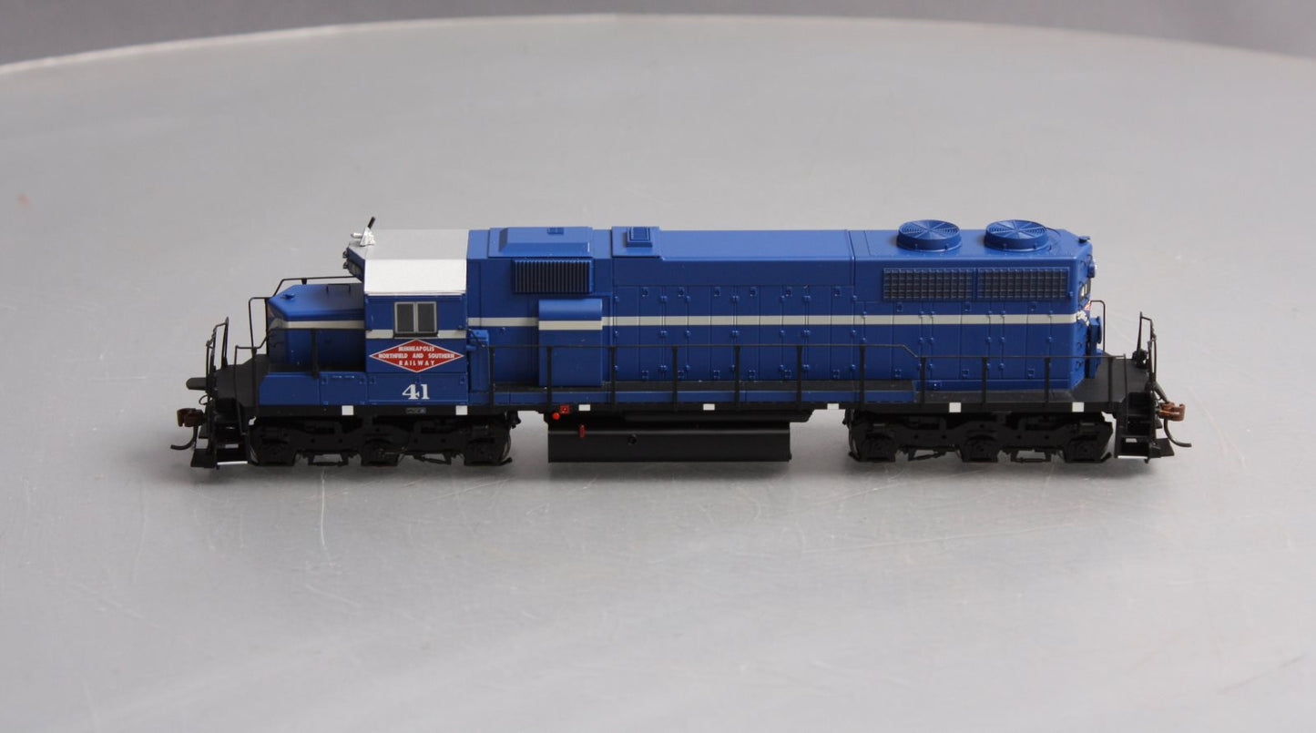 Athearn 98782 HO Minneapolis, Northfield & Southern SD-39 Diesel Locomotive #41