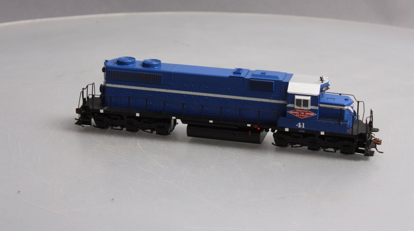 Athearn 98782 HO Minneapolis, Northfield & Southern SD-39 Diesel Locomotive #41