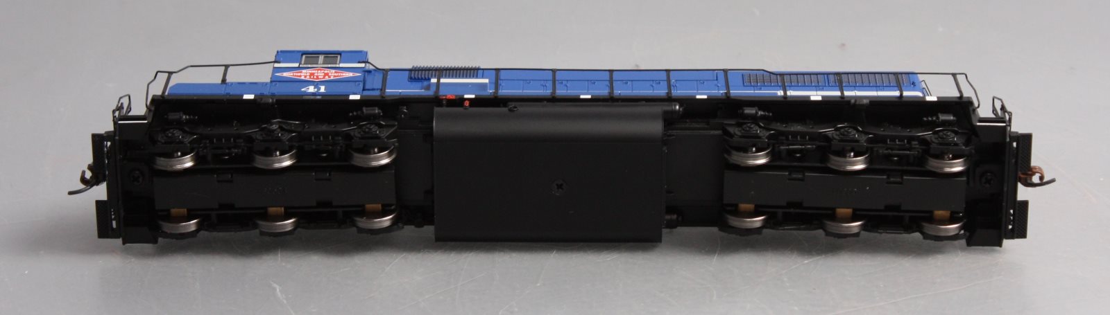 Athearn 98782 HO Minneapolis, Northfield & Southern SD-39 Diesel Locomotive #41
