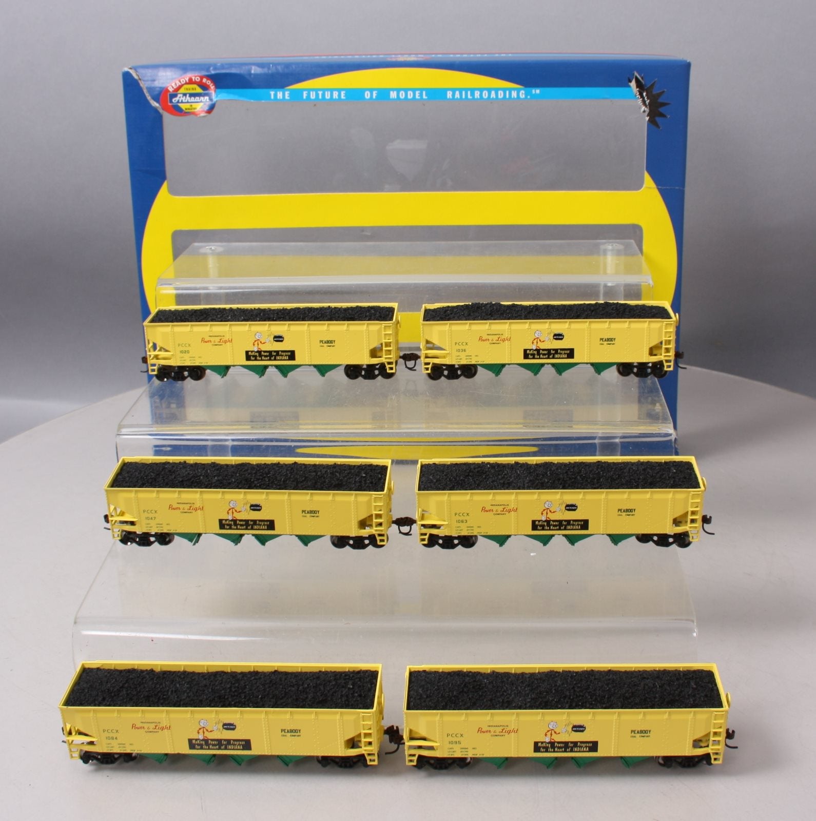Athearn 72706 HO Scale Peabody RTR 40' 4-Bay Offset Hoppers w/Load (Set of 6)