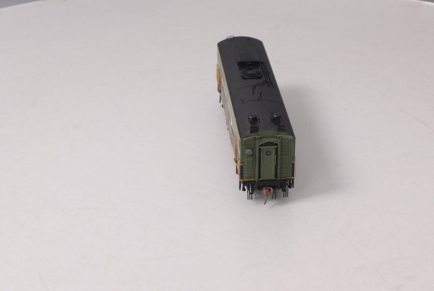 Rapido Trains 223022 HO Scale Canadian National F9B Diesel Locomotive #6633