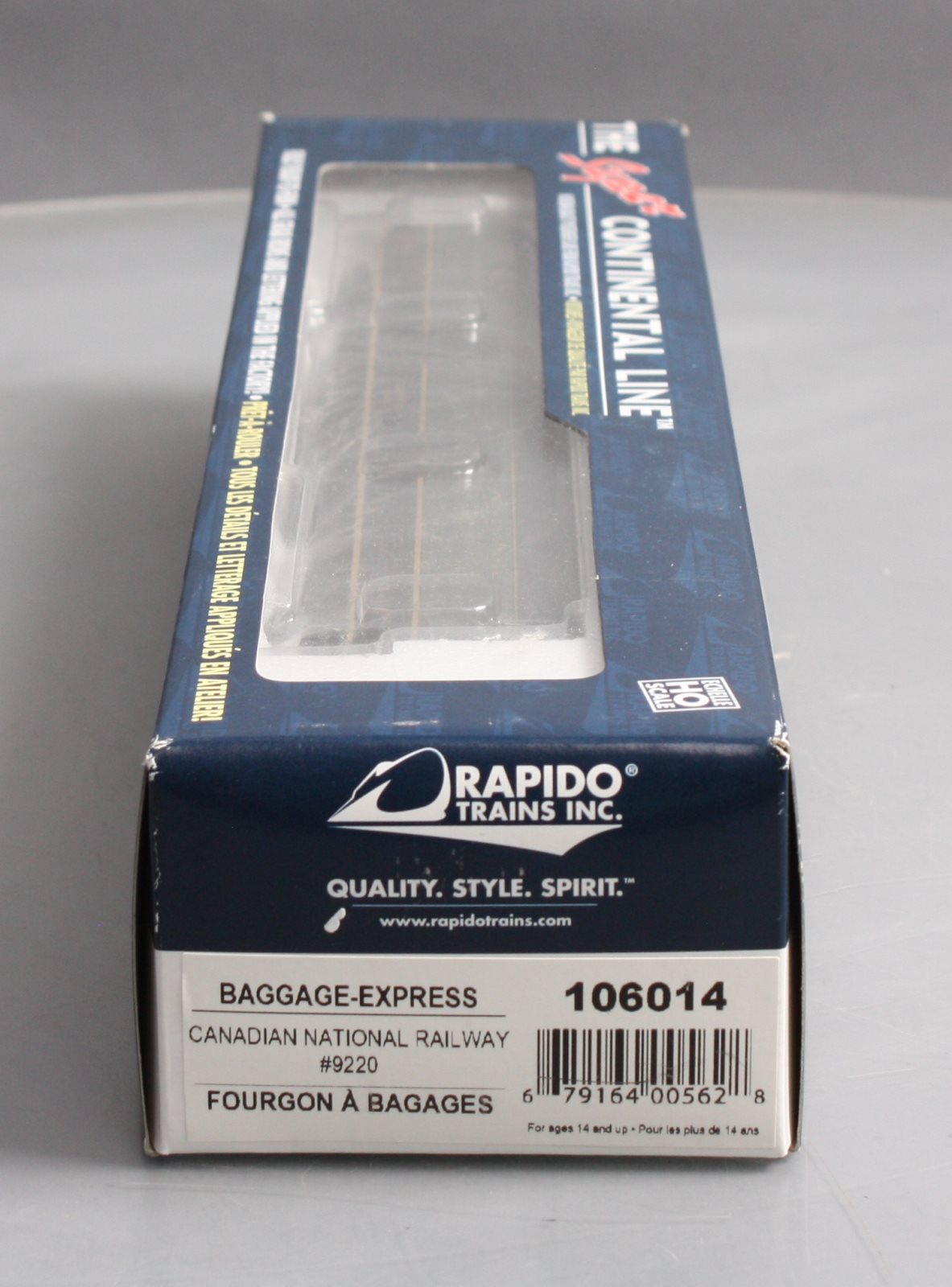 Rapido Trains 106014 HO Canadian National 73' 6" Smooth Side Baggage #9220