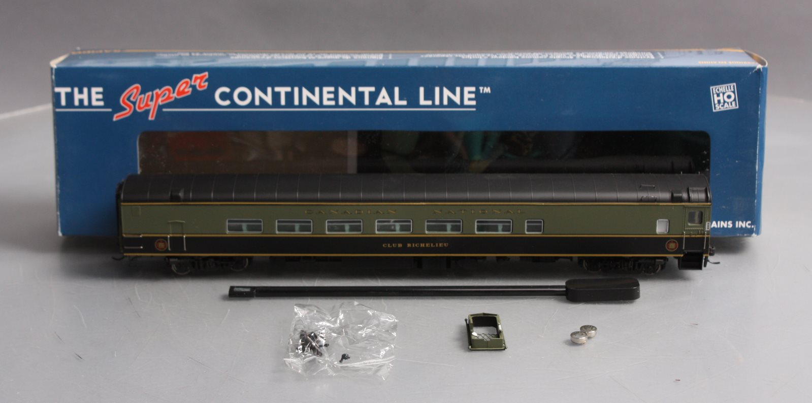 Rapido Trains 112008 HO Canadian National Club Galley Passenger Car #651