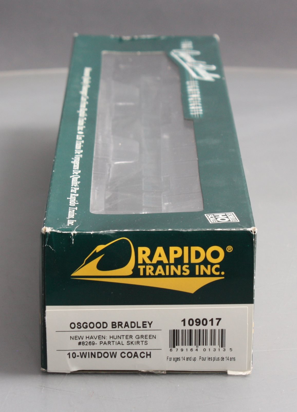 Rapido Trains 109017 HO New Haven 10-Window Phase II Coach #8269
