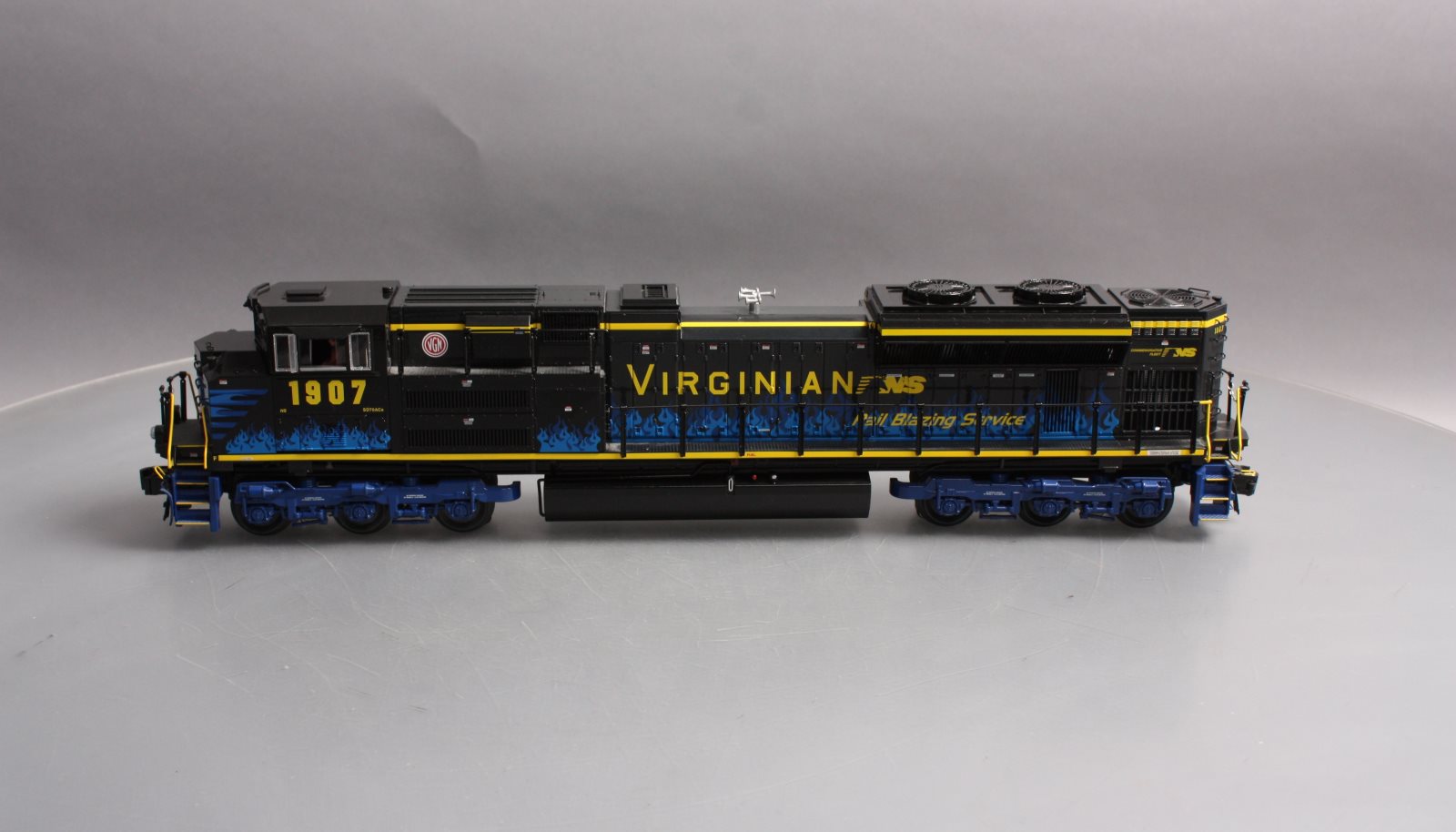 Lionel 6-28333 Virginian NS Heritage SD70ACe Diesel Locomotive #1907