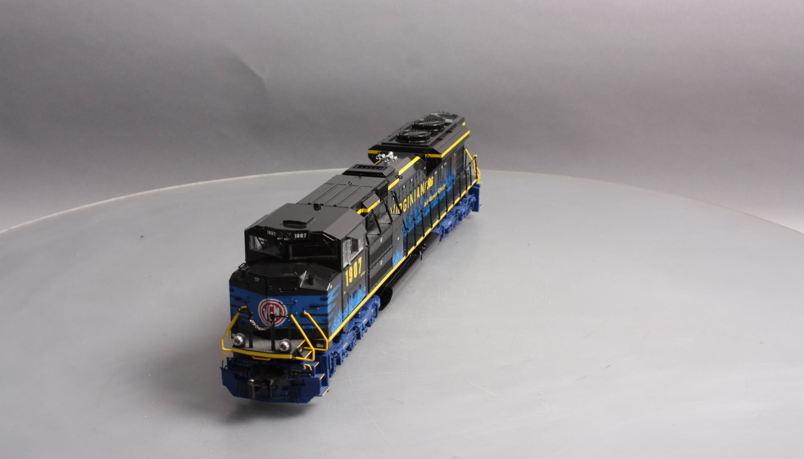 Lionel 6-28333 Virginian NS Heritage SD70ACe Diesel Locomotive #1907