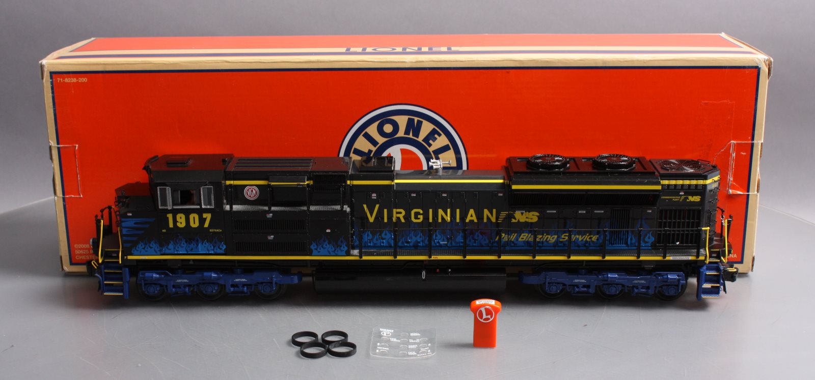 Lionel 6-28333 Virginian NS Heritage SD70ACe Diesel Locomotive #1907