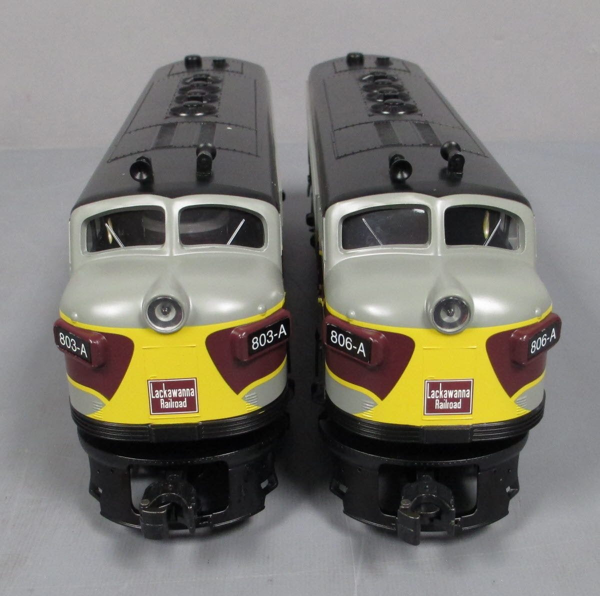 Williams 20711 O Delaware, Lackawanna & Western EMD F7 AA Diesel Loco Set