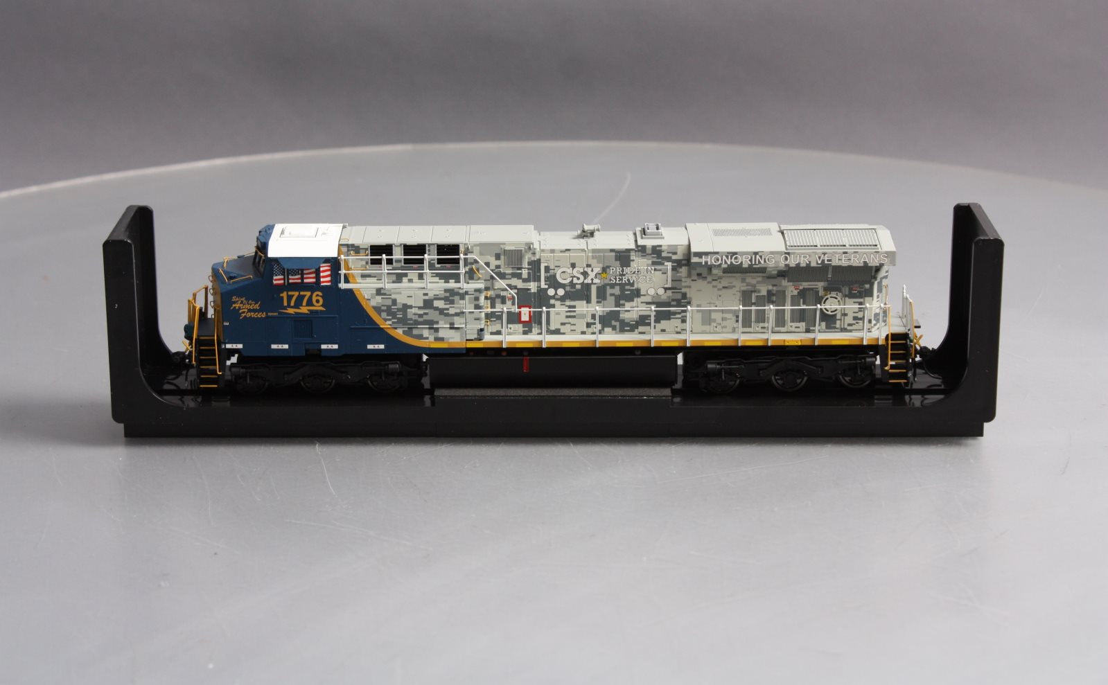 MTH 80-2401-1 HO CSX ES44AC Diesel Locomotive w/PS3 #1776