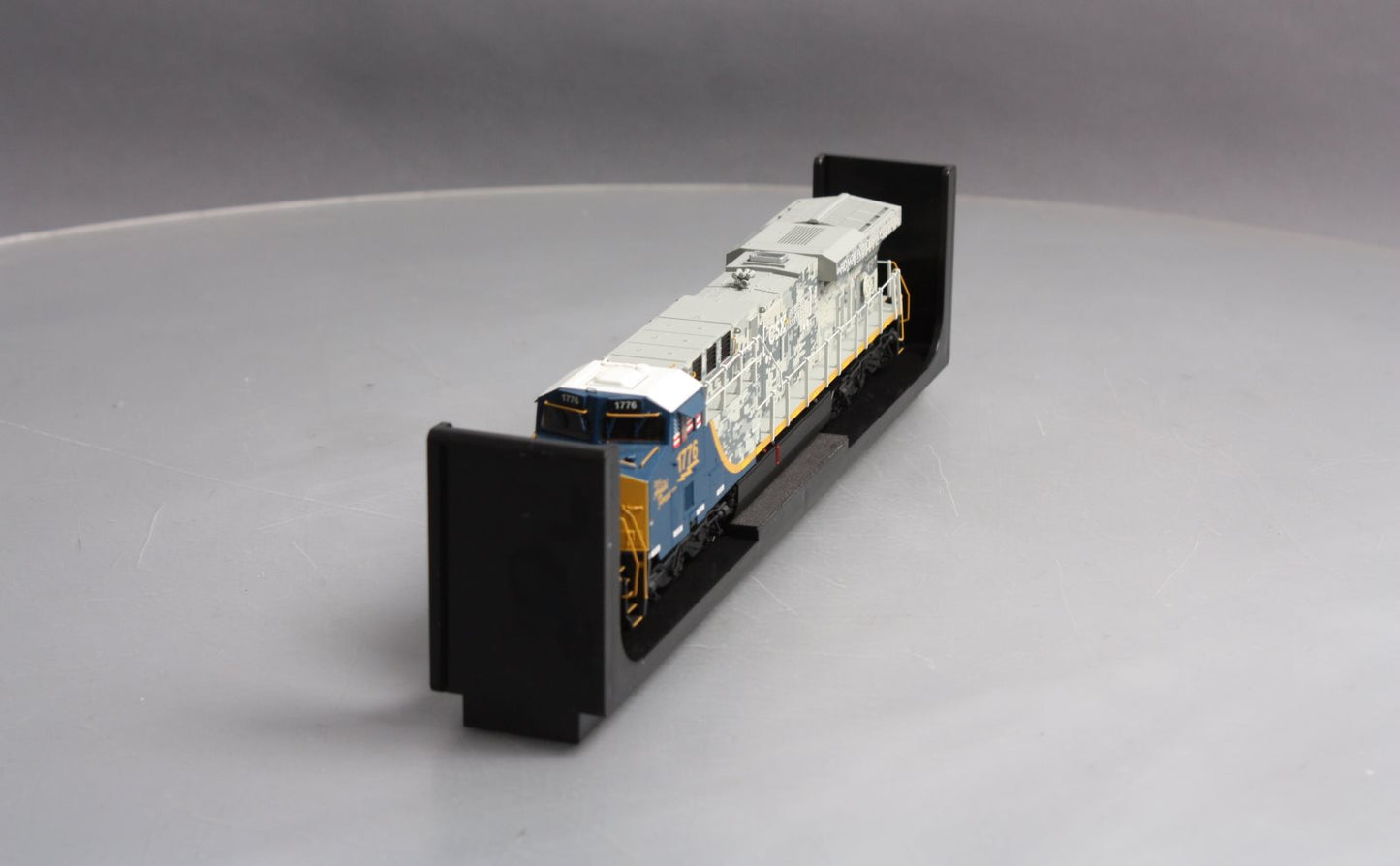 MTH 80-2401-1 HO CSX ES44AC Diesel Locomotive w/PS3 #1776