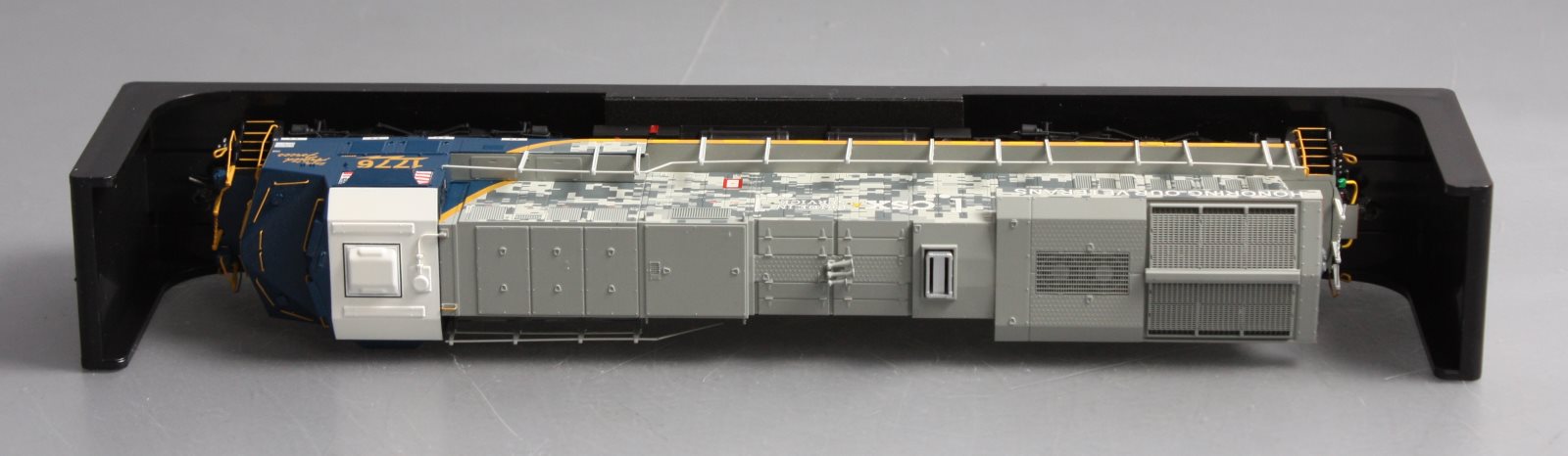 MTH 80-2401-1 HO CSX ES44AC Diesel Locomotive w/PS3 #1776