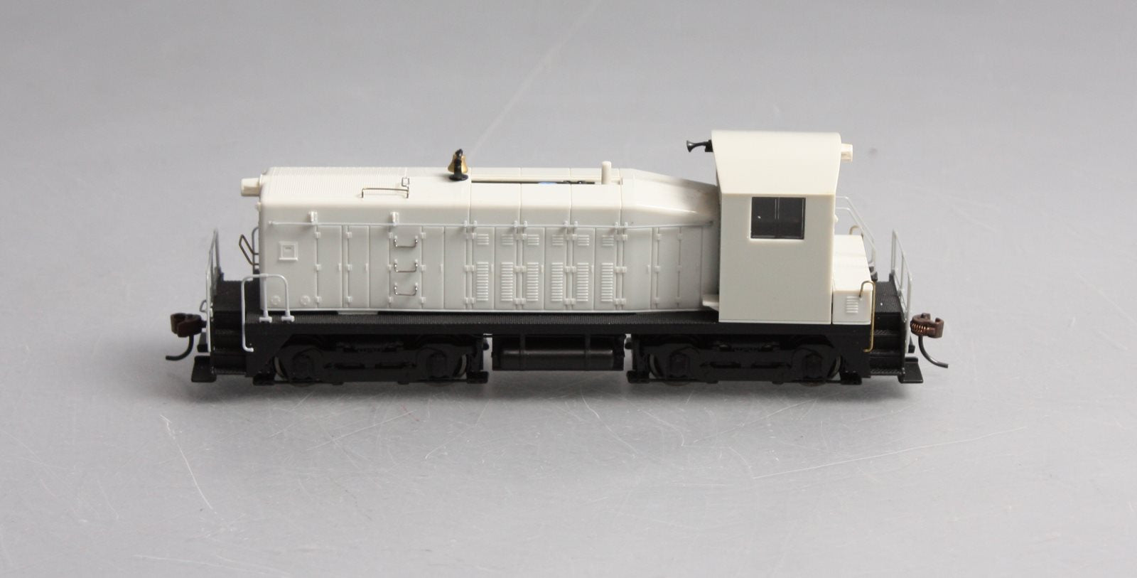 Broadway Limited 644 HO Unpainted Paragon™ EMD NW2 Phase V Diesel Switcher