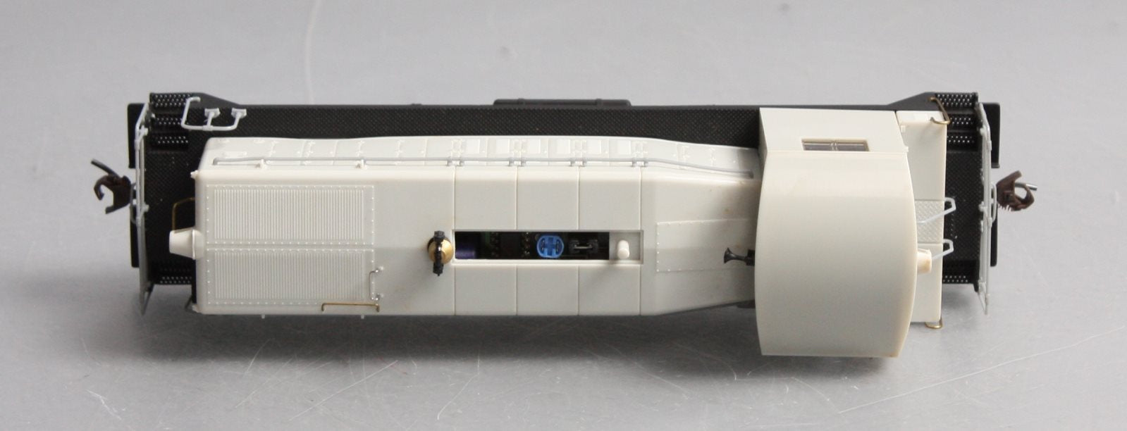 Broadway Limited 644 HO Unpainted Paragon™ EMD NW2 Phase V Diesel Switcher